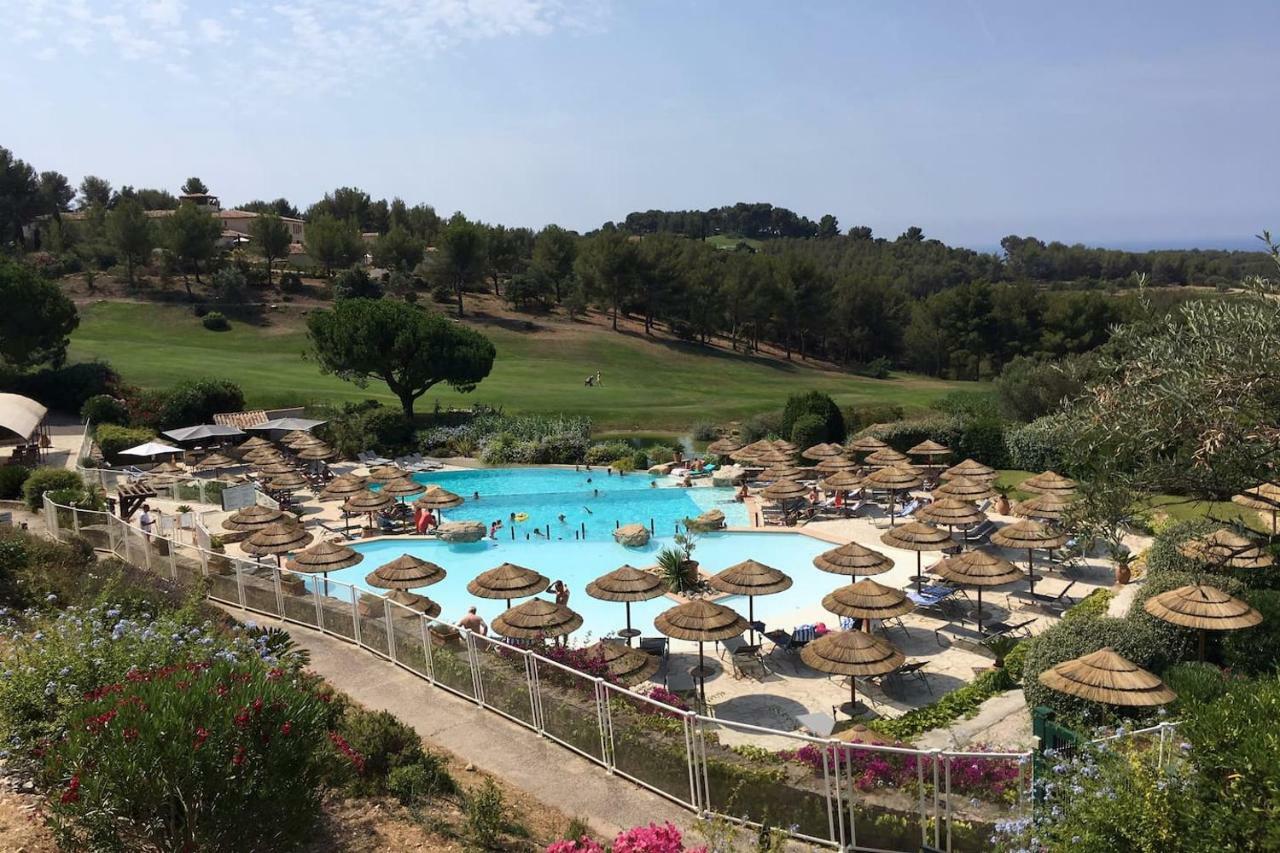 Hameau Des Amandiers-Vue Mer & Golf Saint-Cyr-sur-Mer Exterior photo